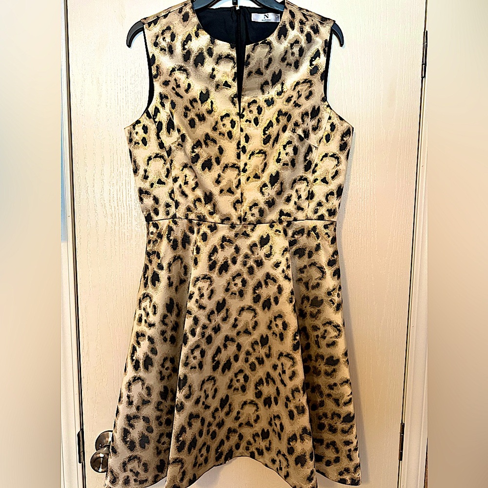 NWOT NATORI women’s leopard print metallic sheath A-line dress